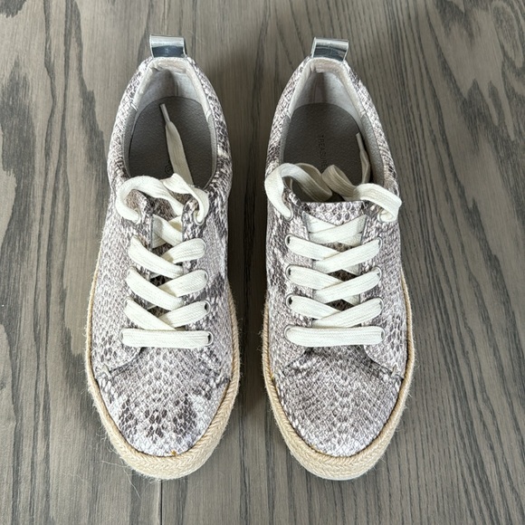 Treasure & Bond Shoes - Treasure & Bond “snakeskin” sneakers